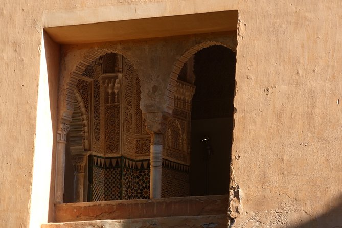 Alhambra & Generalife Skip the Line Premium Tour Including Nasrid Palaces - Tour Highlights