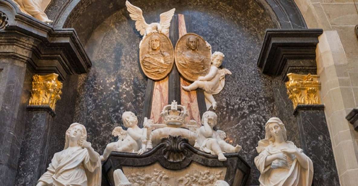 All Faces of the Krakow Royal Cathedral With a Guide - Saints and Martyrs Stories