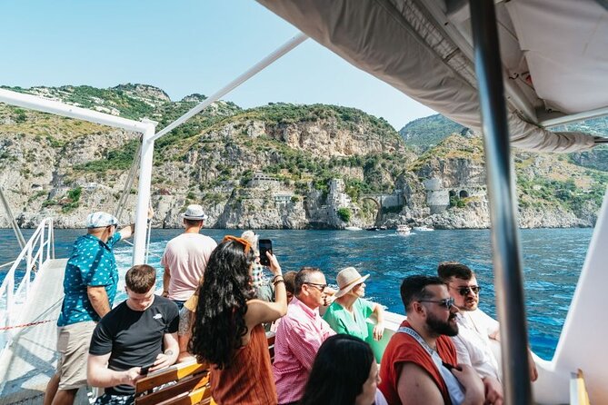 Amalfi Shared Tour (9:00am or 11:15am Boat Departure) - Tour Experience and Amenities