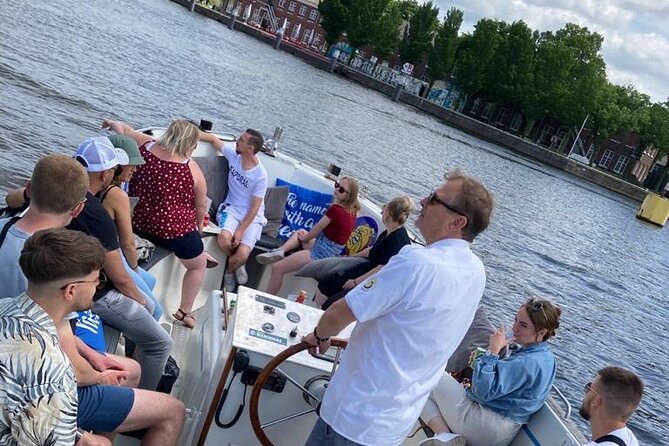 Amsterdam: Open Air Winter Booze Cruise - Inclusions and Meeting Details