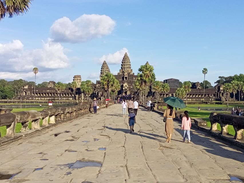 Angkor Adventure Small Group Private Tour - Dress Standards