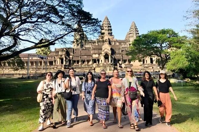 Angkor Temple Full-Day Tour (By Join-In Luxury Minibus) - Recommended Tour Essentials