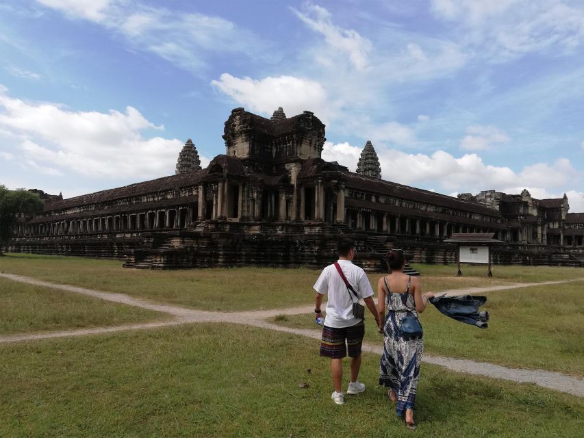 Angkor Wat Bayon Ta Prohm Temple Shared Tour - Duration and Availability