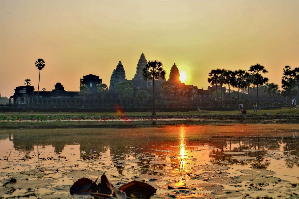 Angkor Wat: Highlights and Sunrise Guided Tour - Tour Inclusions and Options