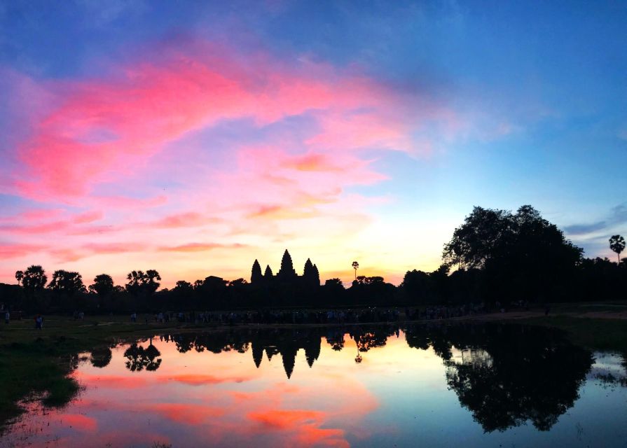 Angkor Wat Sunrise Small Group Private Tour - Tour Description