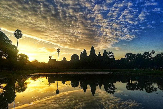 Angkor Wat Sunrise Tour With Small - Group and Guide Tours - Itinerary