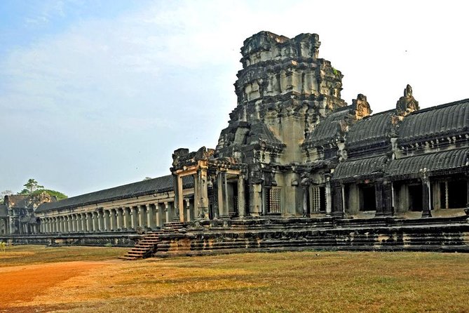 Angkor Wat Sunrise Tour - Traveler Engagement