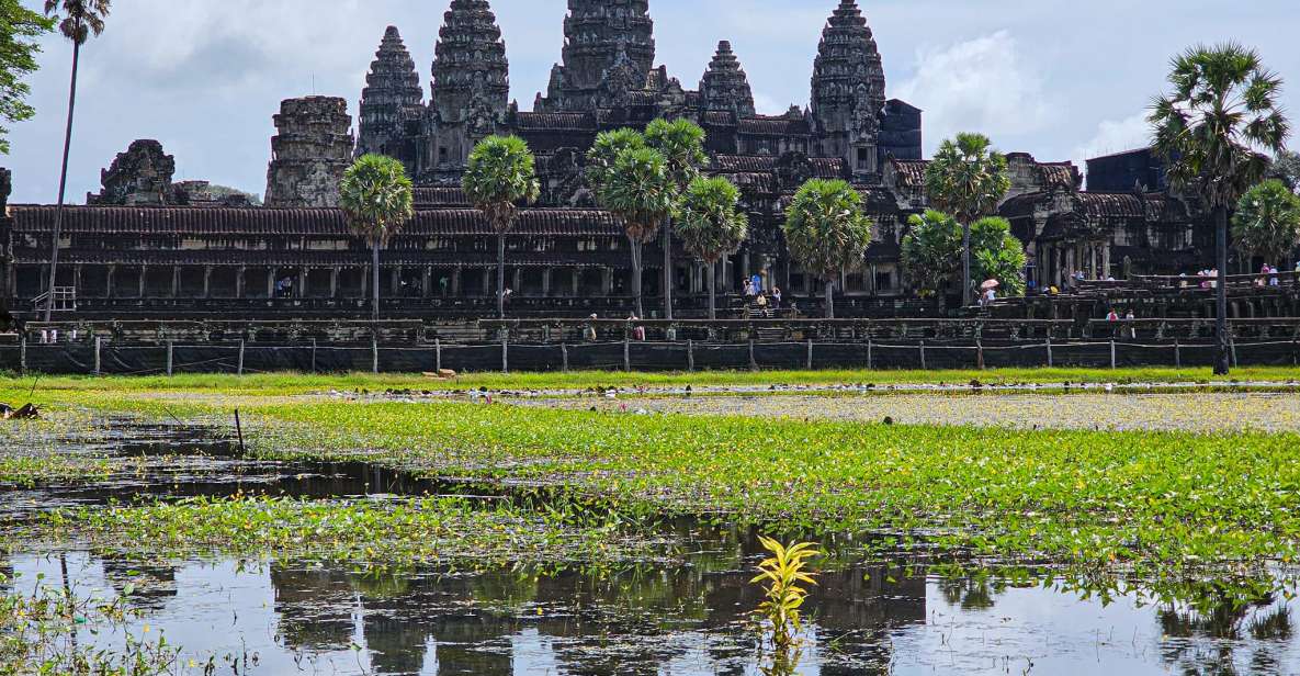 Angkor Wat Temple, Bayon Temple, Ta Phrom Temple Sunris Tour - Booking Information