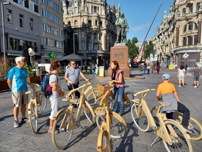 Antwerp: The Big 5 City Highlights by Wooden Bike - Charming Medieval Beguinage Ride