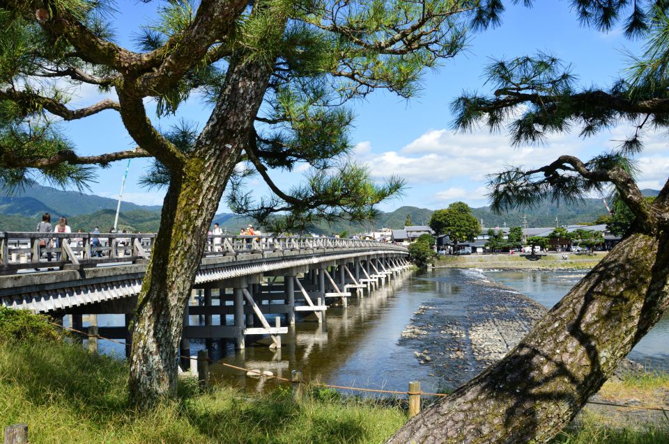 Arashiyama: Self-Guided Audio Tour Through History & Nature - Historical Insights