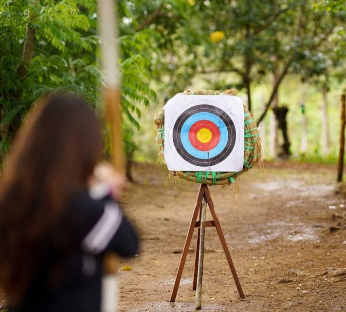 Archery in Negombo - Equipment and Skills