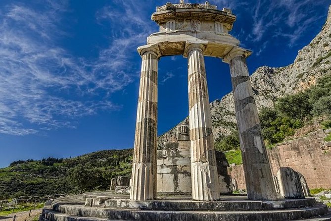 Athens to Delphi Full-Day Private Tour - Amenities and Vehicle Features