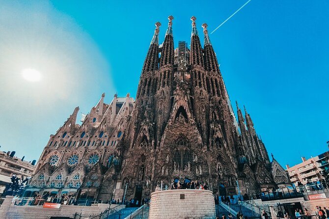 Barcelona Architecture Walking Tour With Casa Batlló Upgrade - Cancellation Policy