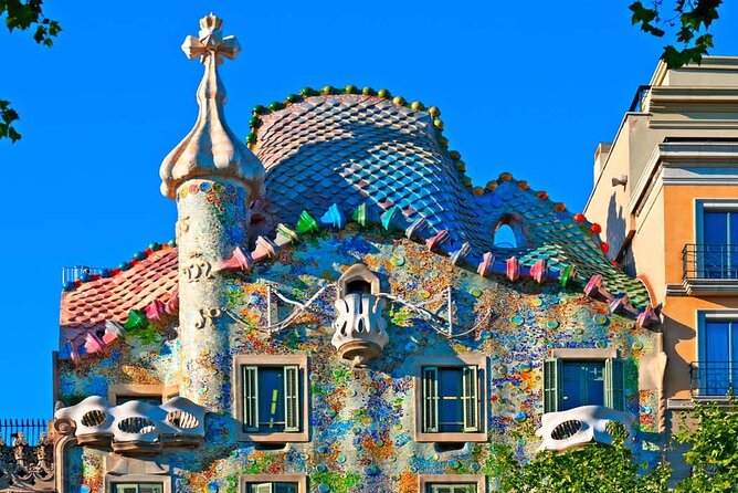 Barcelona Gaudi Houses: Casa Vicens & La Pedrera - Gaudis Visionary Design Elements