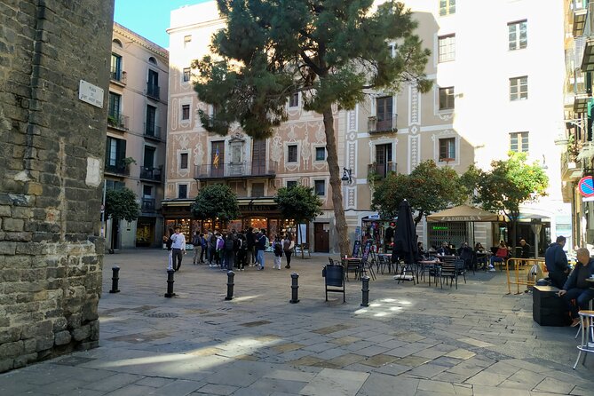 Barcelona Gothic Quarter Old Town Tour - Meeting and Pickup