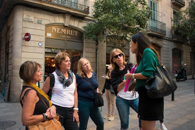 Barcelona Gothic Quarters Deepest Secrets & Sangria - Guide Appreciation