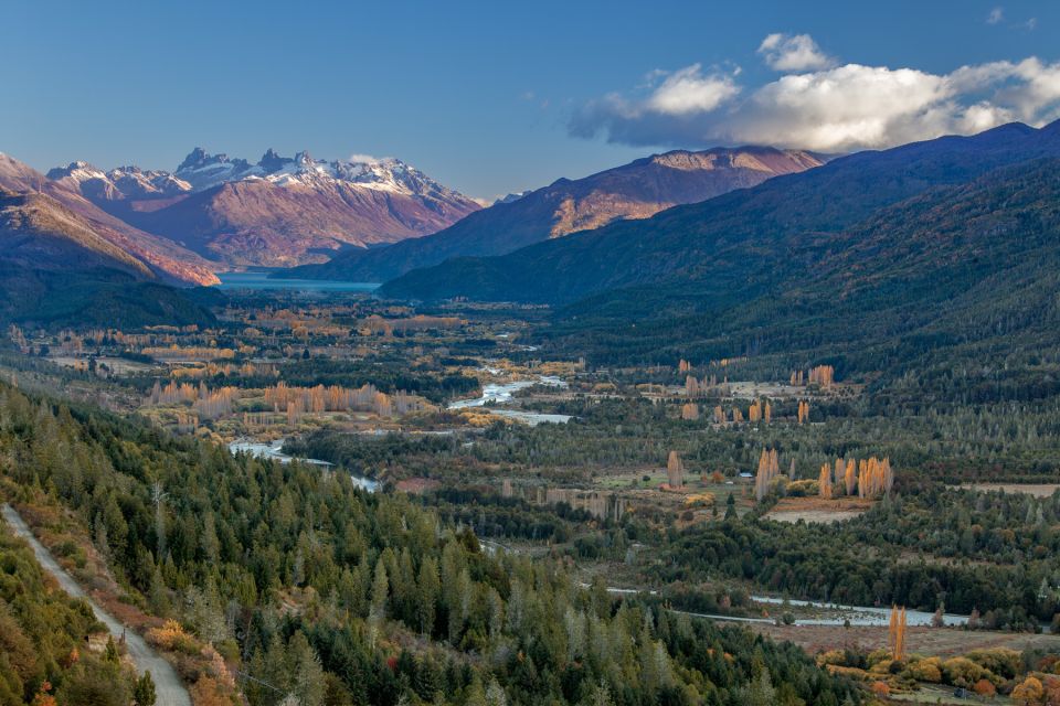 Bariloche: Full-Day El Bolsón and Puelo Lake Tour - Hotel Pickup and Starting Times