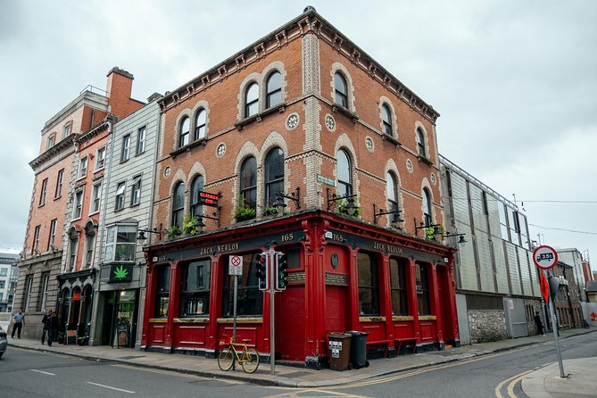Best of Dublin Highlights and Hidden Gems With Locals Private Tour - Meeting Point and Logistics