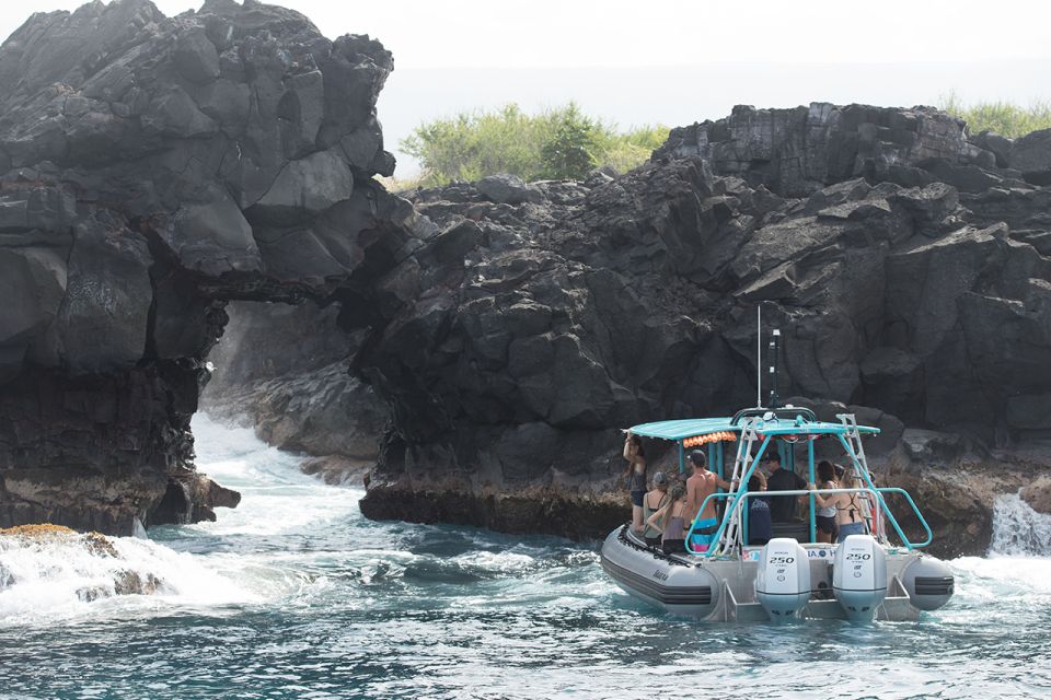 Big Island: Kona Half-Day Boat Tour With Snorkeling & Lunch - Tour Highlights