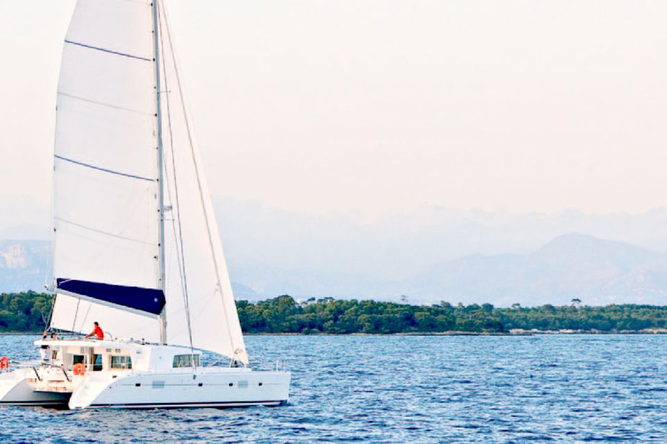 Big Island: Luxury Catamaran Trip Along the Kona Coast - Booking Details