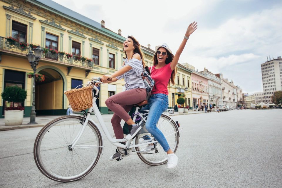 Bike Tour of Szczecin Old Town, Top Attractions and Nature - Discover Hidden Gems and Nature Spots