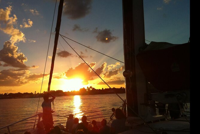 Biscayne Bay Sunset Cruise in Miami (Mar ) - Onboard Amenities and Services