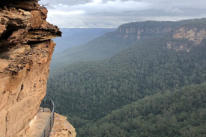 Blue Mountains Carbon Neutral Day Trip From Sydney With Lunch - Scenic Beauty and Conservation