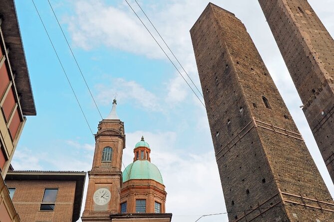 Bologna Half Day Tour With a Local Guide: 100% Personalized & Private - Meeting Point Flexibility