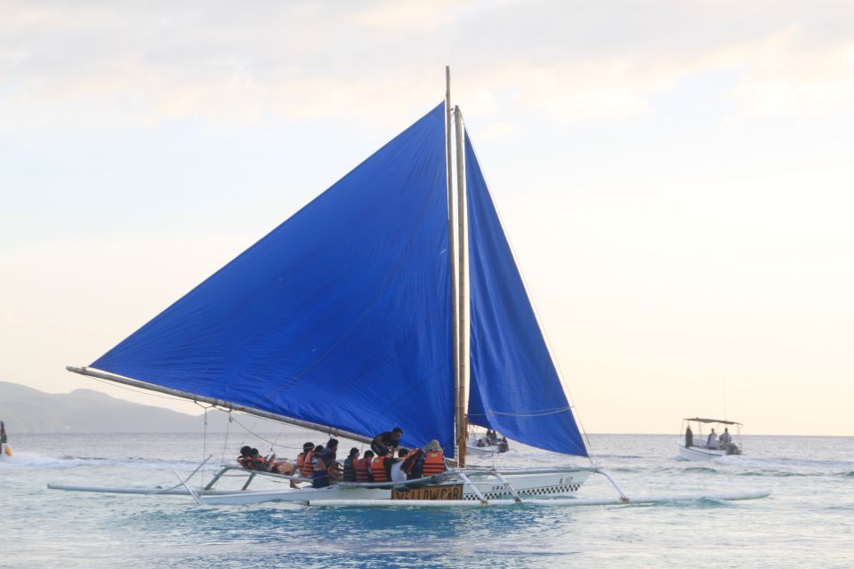 Boracay: Private Traditional Bamboo Boat Sailing Tour - Reservation Options