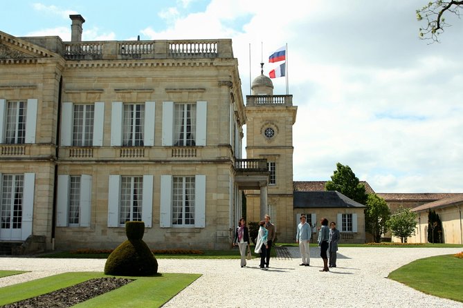 Bordeaux Super Saver Historic Gourmet Walking Tour With Lunch and Médoc Tour - French Specialties Sampling