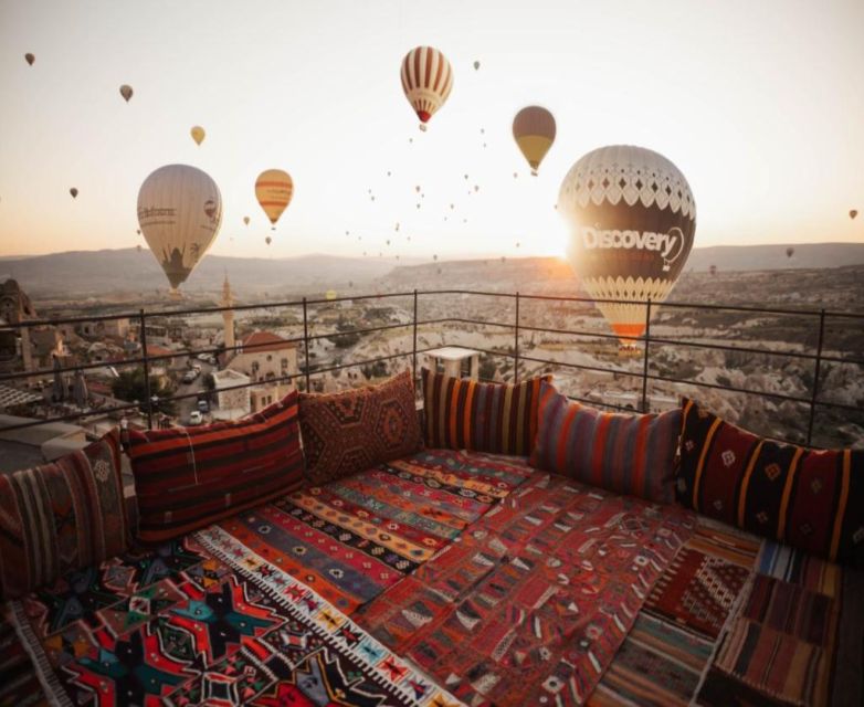 Breakfast in Cappadocia at Carpet Terrace With Balloons - Cultural Significance