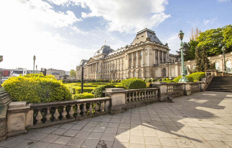 Brussels: Insta-Perfect Walk With a Local - Meeting Point and Logistics