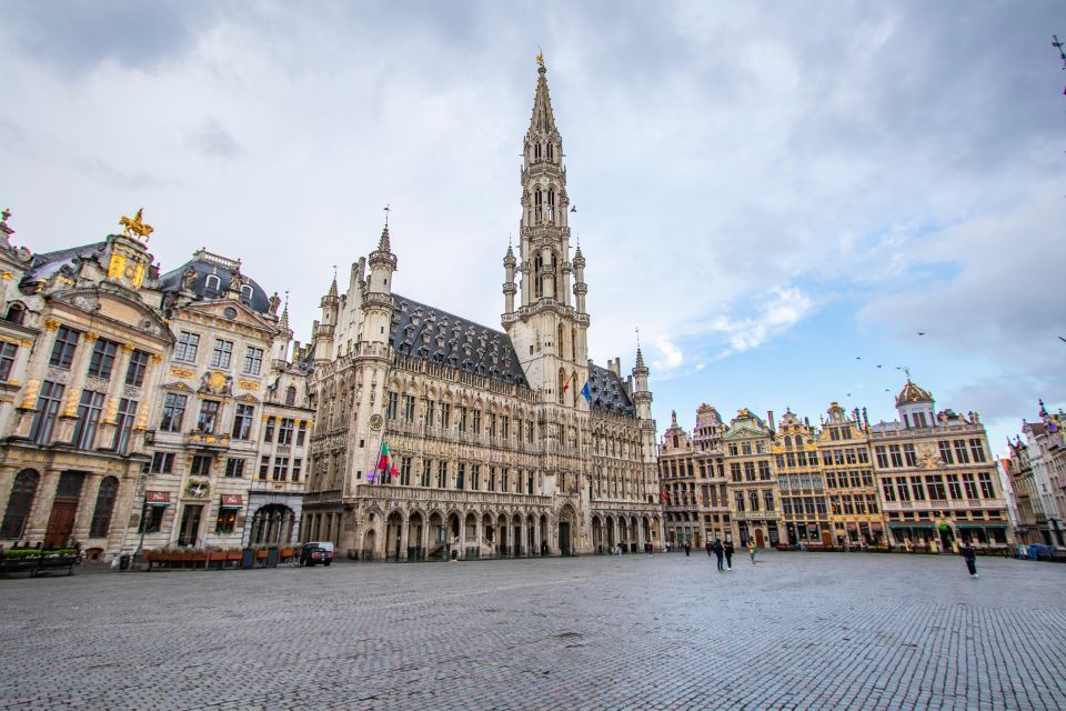 Brussels: Private Exclusive History Tour With a Local Expert - Tour Highlights