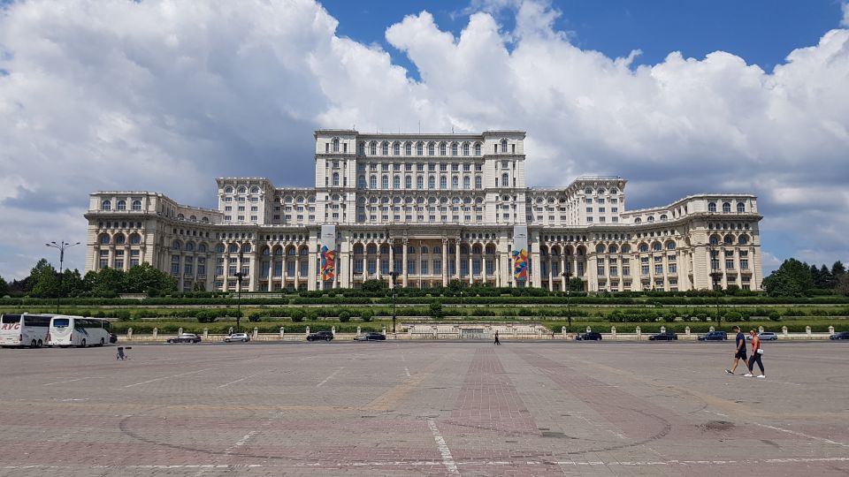 Bucharest City Tour 2 Hours - by Car With a Private Guide - Key Highlights of the Tour