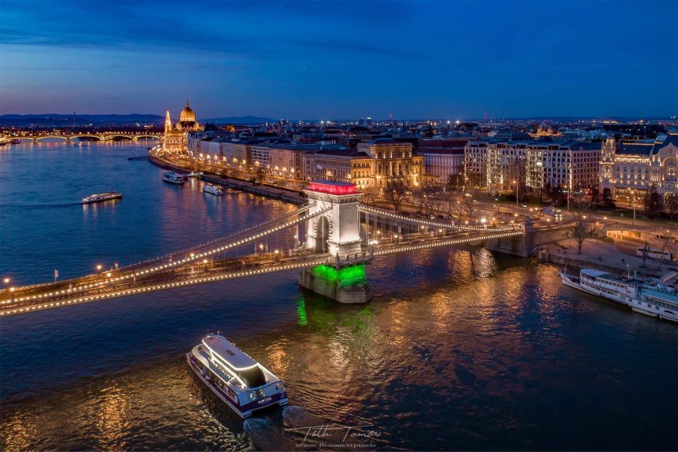 Budapest: 6-Course Dinner Cruise With Operetta and Folk Show - Logistics and Meeting Point
