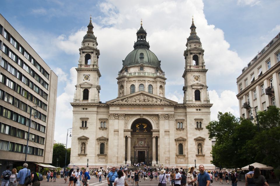 Budapest: City Center Walking Tour - Inclusions in the Tour Package