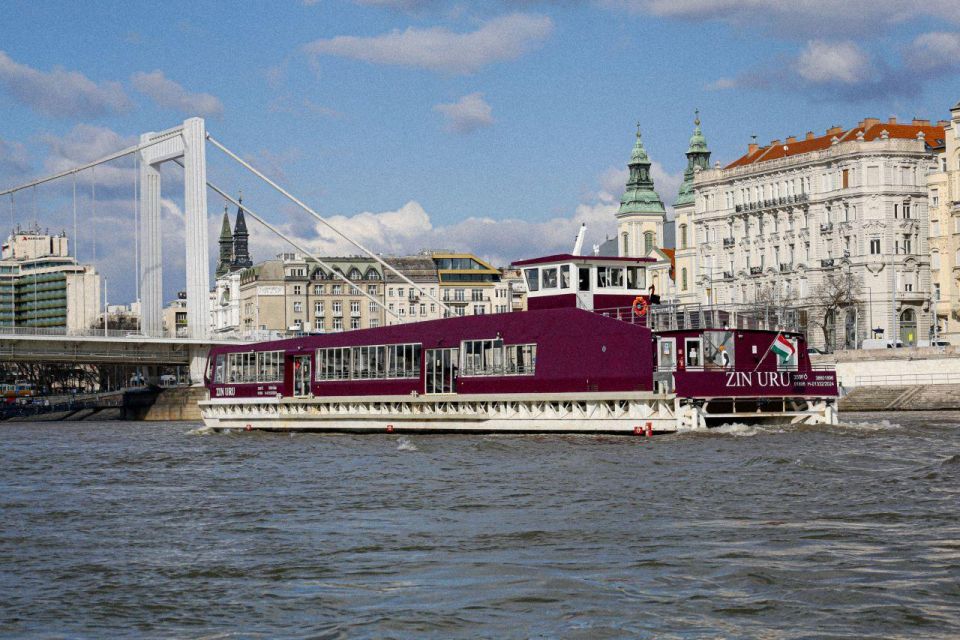 Budapest: Nighttime or Daytime Sightseeing Cruise - Inclusions and Additional Information