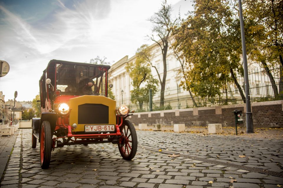 Budapest: Private City Tour by Vintage Royal Car - Tour Experience