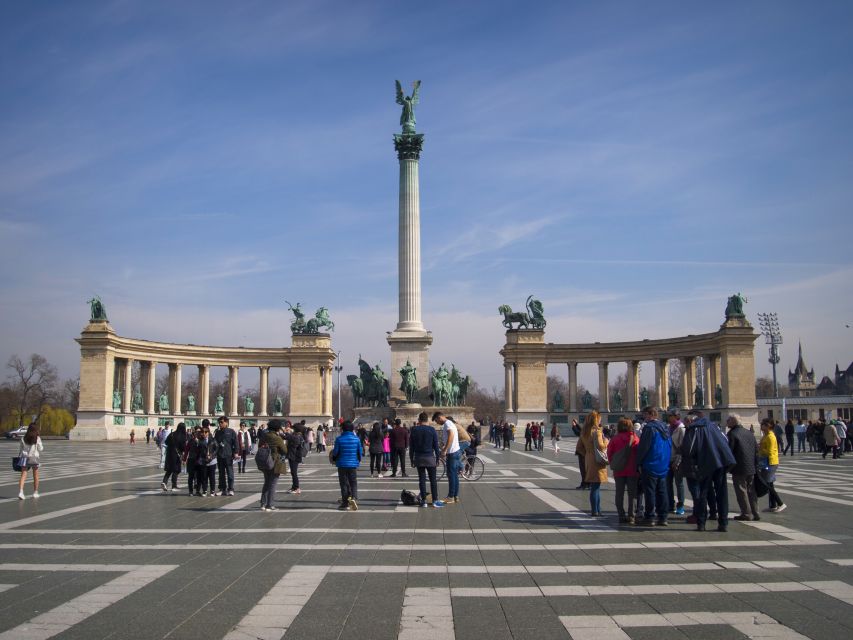 Budapest Private Guided 3-Hour City Tour by Bus - Review Summary