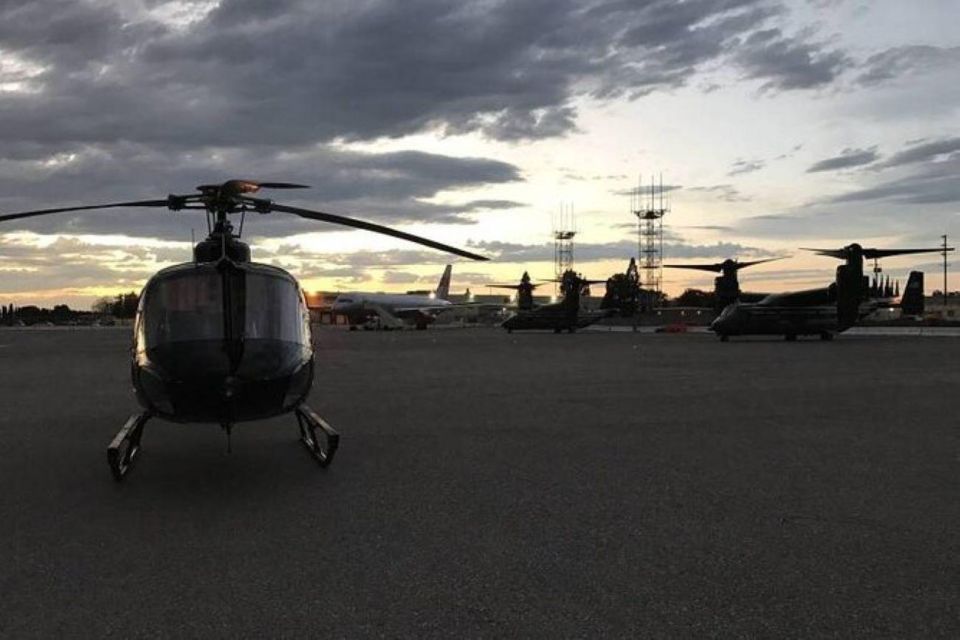 Burbank: 1 Hour Private Romantic Sunset Helicopter Tour - Pilot Expertise and Tour Highlights