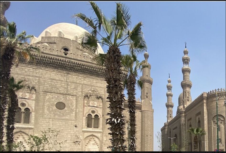 Cairo: Islamic and Coptic Cairo Private Tour With Lunch - Car Ride