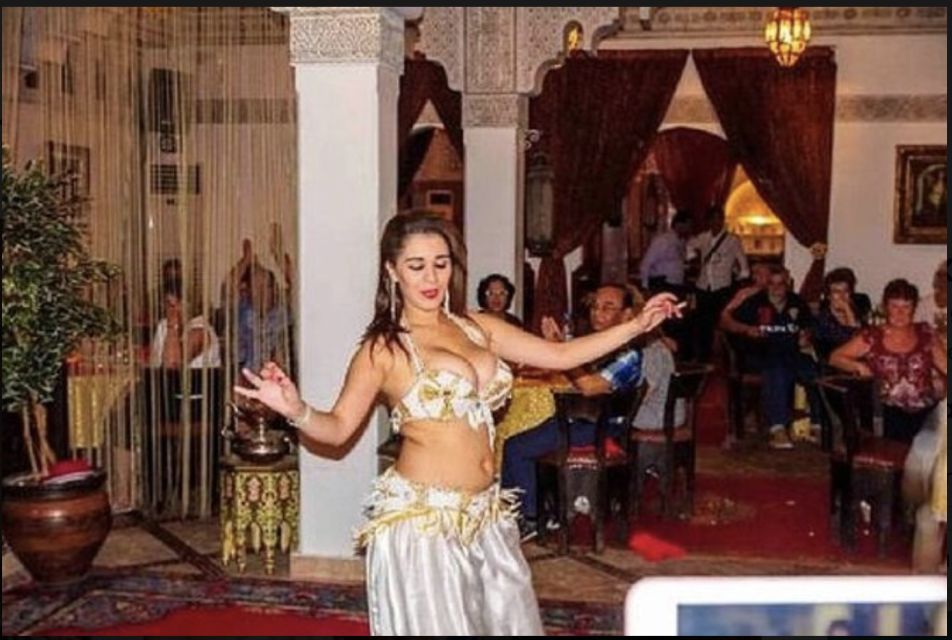 Cairo: Nile River Dinner Cruise With Belly Dance and Tanoura - Activity Highlights