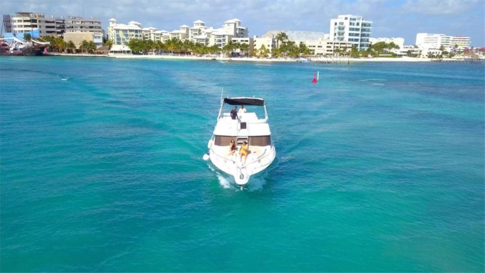 Cancun: Private Luxury 46-Feet Flybridge Yacht Cruise - Location Options