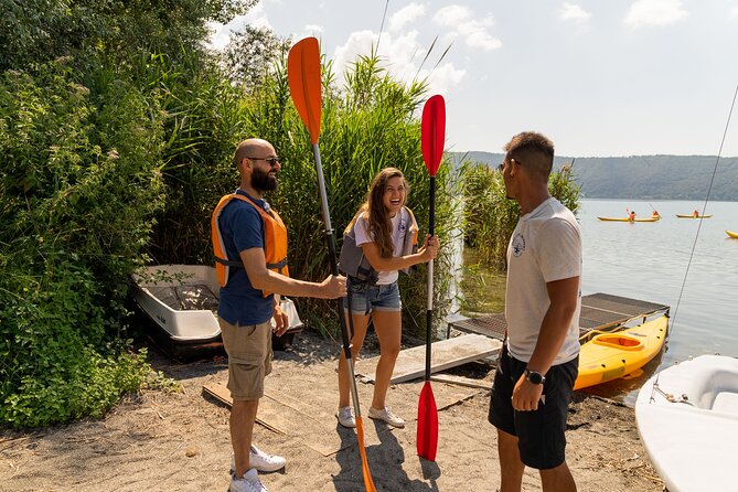 Castel Gandolfo Kayak Tour With Wine and Food Tasting - Wine and Local Food Sampling