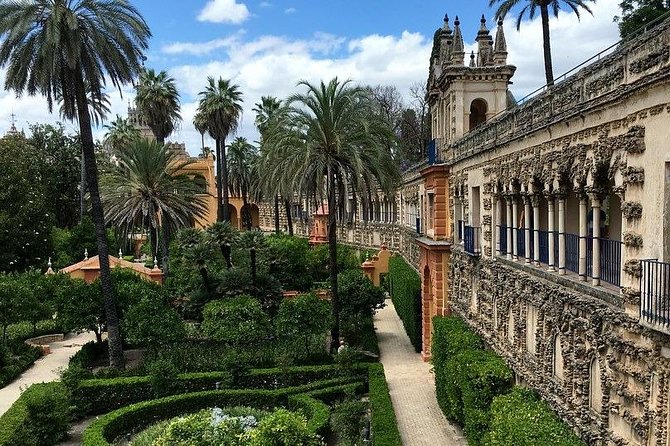 Cathedral & Alcazar of Seville Guided Tour With Skip the Line - Inclusions