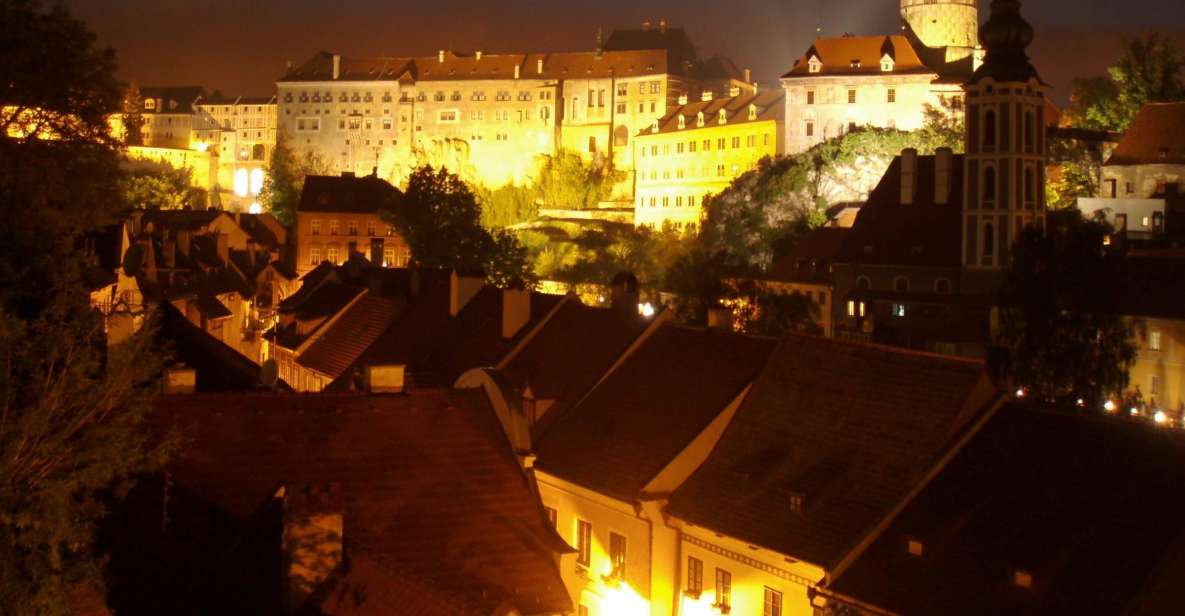 Český Krumlov: Night Walking Tour With a Professional Guide - Tour Experience
