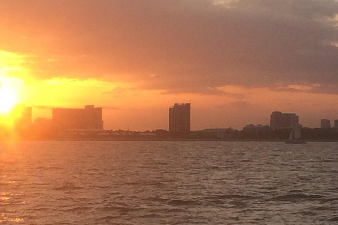 Champagne Sunset Cruise in Ft. Lauderdale - Service and Atmosphere Highlights