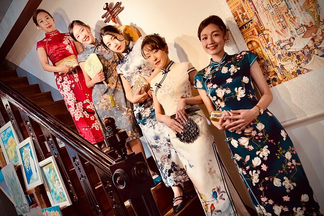 Changing Cheongsam in Dadaocheng, Taipei City - Cheongsam Tailoring Techniques