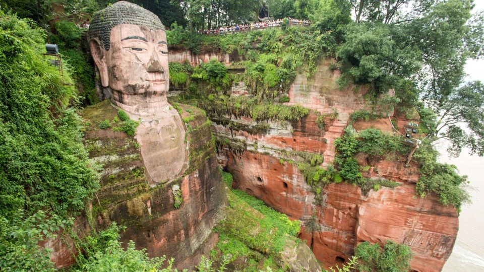 Chengdu: Private Round-Trip Transfer to Leshan Budda - UNESCO Site Information