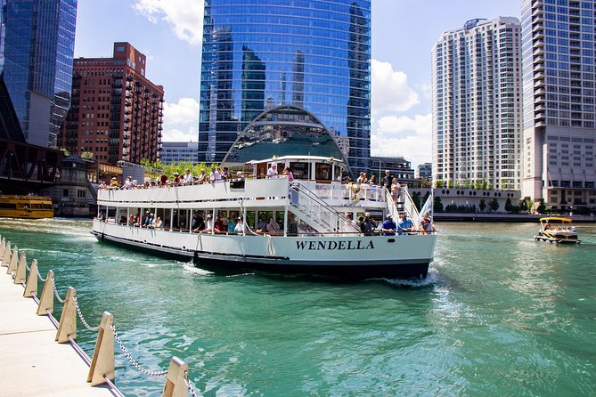 Chicago River 90-Minute Architecture Tour - Meeting Point and Logistics